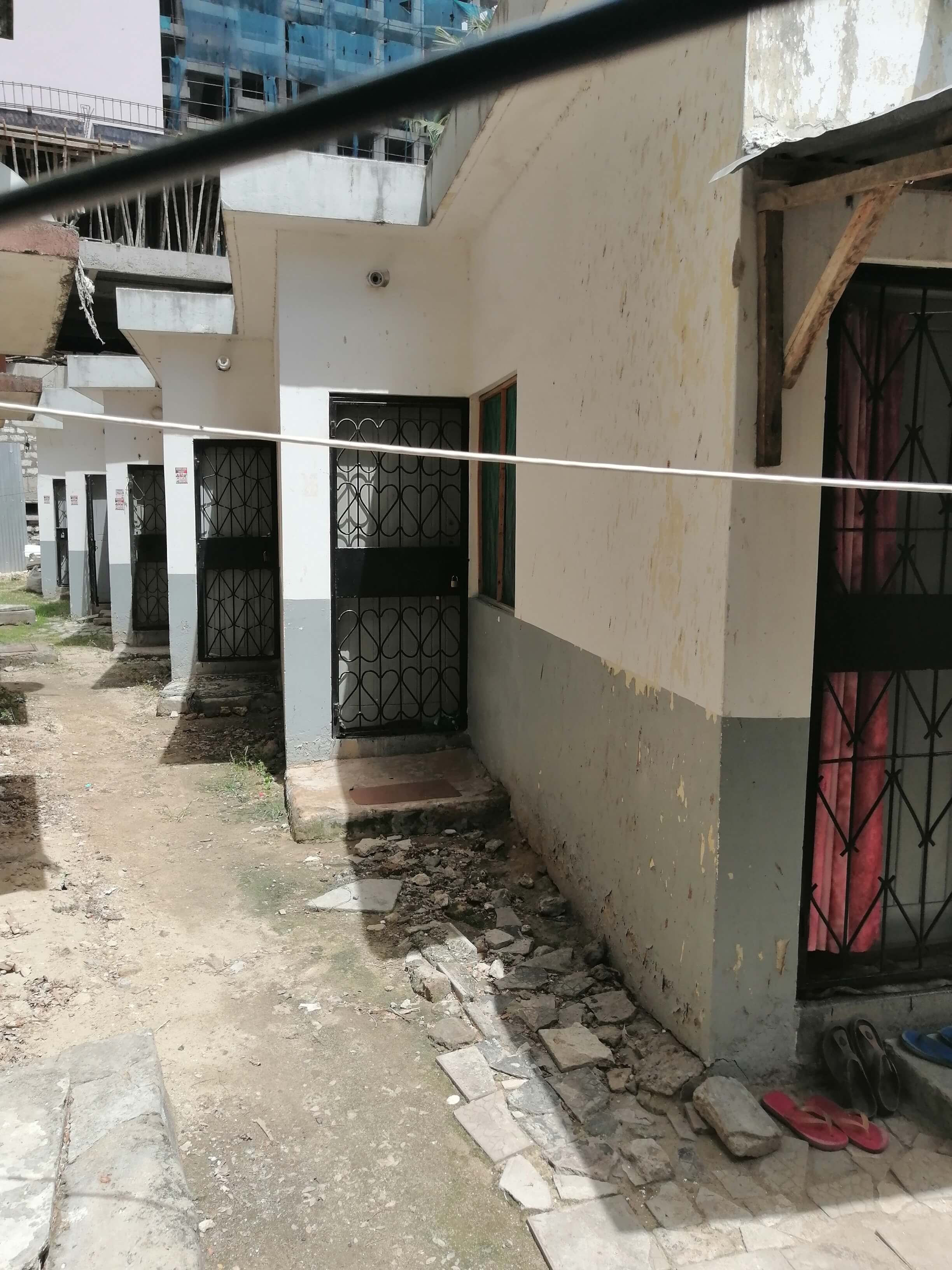 Samson Ngotho Harry appartments studios